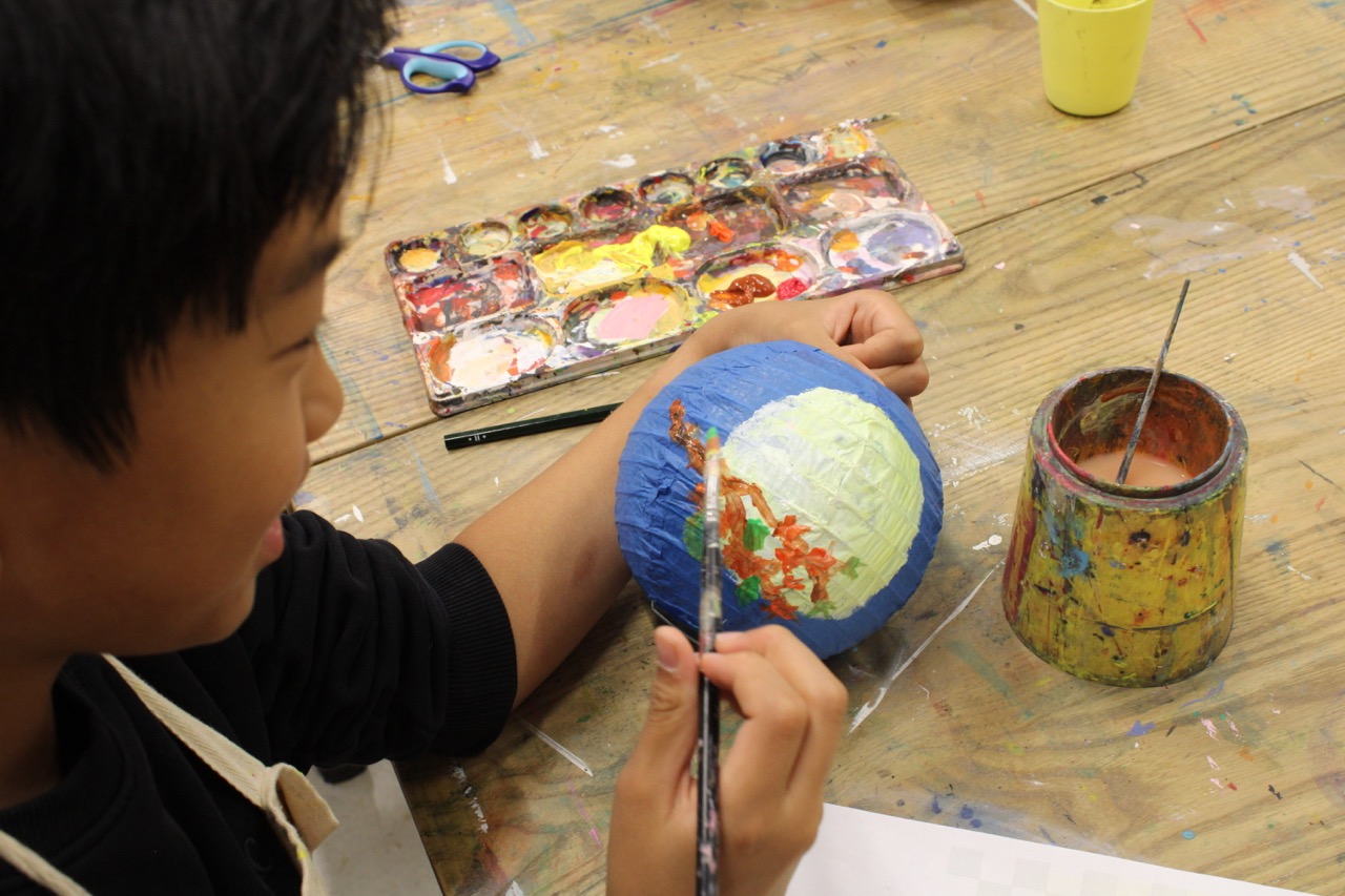 E8A89439-C257-49DC-A3EF-5A91D69A22B8 Large